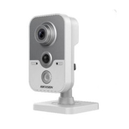 2МП TurboHD камера Hikvision DS-2CE38D8T-PIR (2.8 мм)